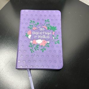365 Days of Prayer for Mom